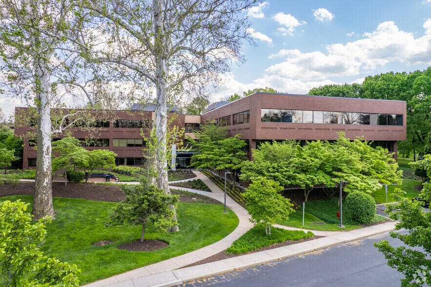 More Photos Of 1255 Drummers Ln, Wayne Unknown For Lease