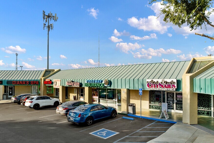 More Photos Of 1220 Oak St, Bakersfield Freestanding For Sale