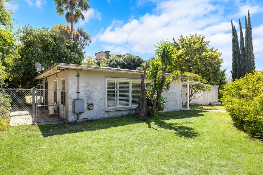 More Photos Of 1060 E Route 66, Glendora Distribution For Sale