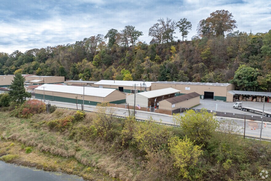 More Photos Of 116 N River Ave, Parker Warehouse For Lease