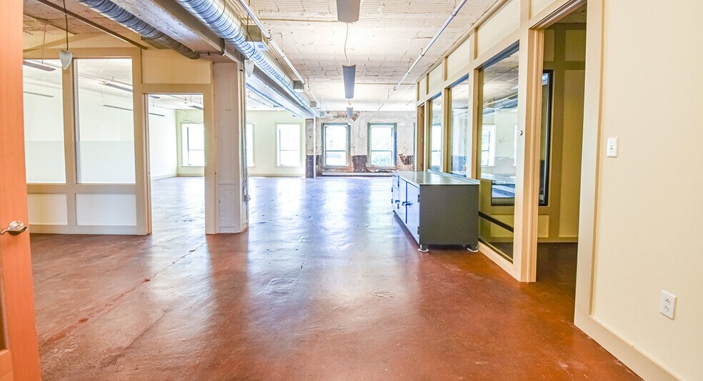 More Photos Of 1325-1327 14th St NW, Washington General Retail For Sale