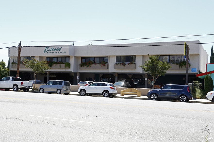 Primary Photo Of 21220 Devonshire St, Chatsworth Office For Lease