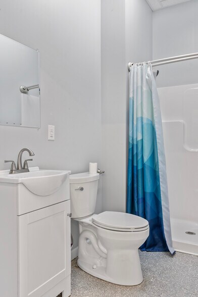 More Photos Of 133 E Main St, Frankfort Storefront For Sale