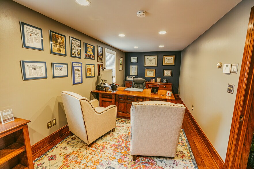 More Photos Of 1507 Monroe Ave, Rochester Office For Sale