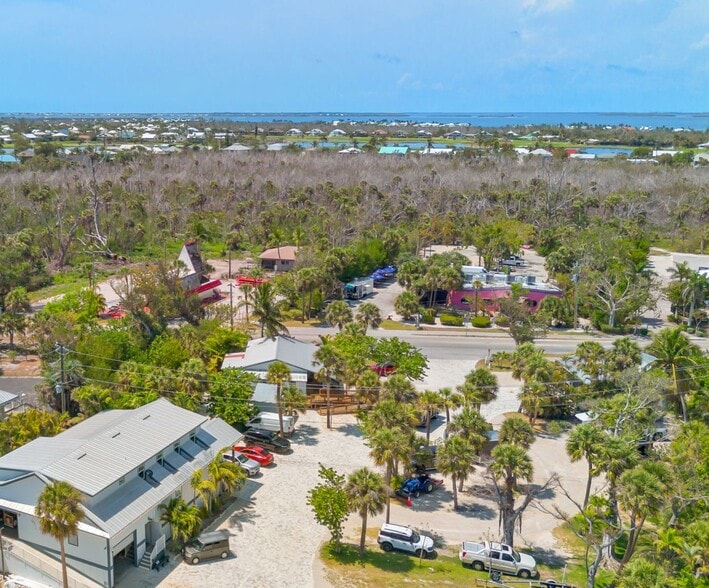 More Photos Of , Sanibel General Retail For Sale