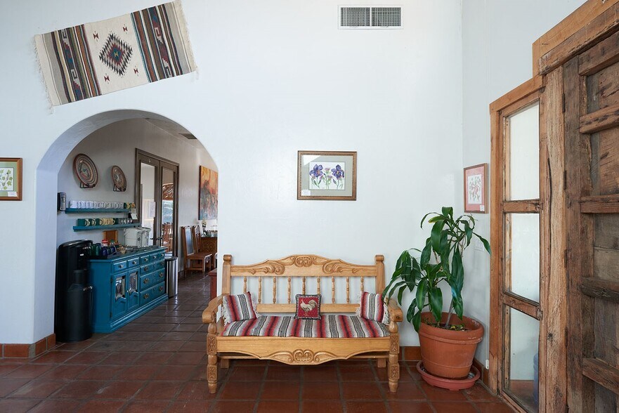 More Photos Of 8933 S Yell Ln, Hereford Hospitality For Sale