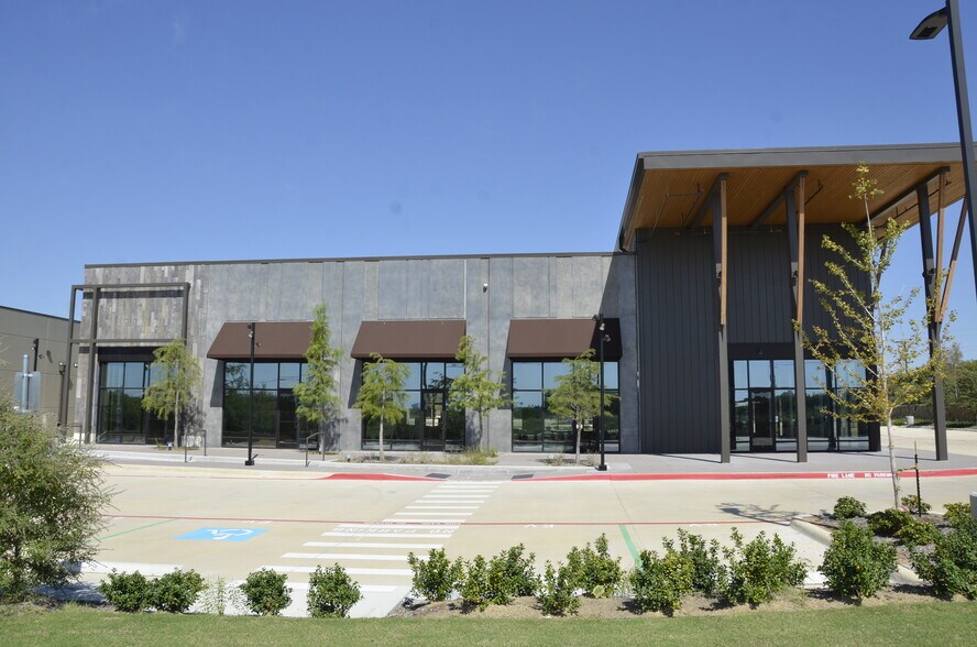 More Photos Of NWC Old Denton Rd & E Jackson Rd, Carrollton Unknown For Lease