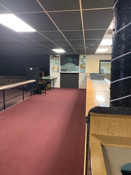 More Photos Of 1570 Lancaster Dr NE, Salem Unknown For Lease