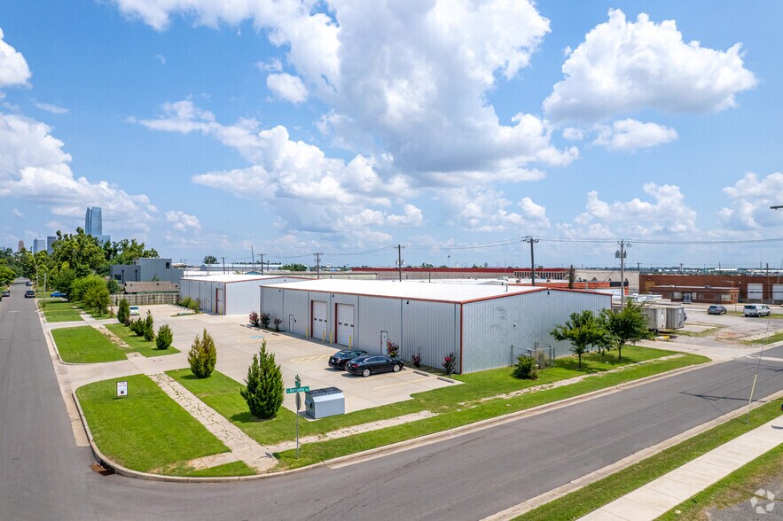 More Photos Of 1642 NW 1st St, Oklahoma City Warehouse For Lease