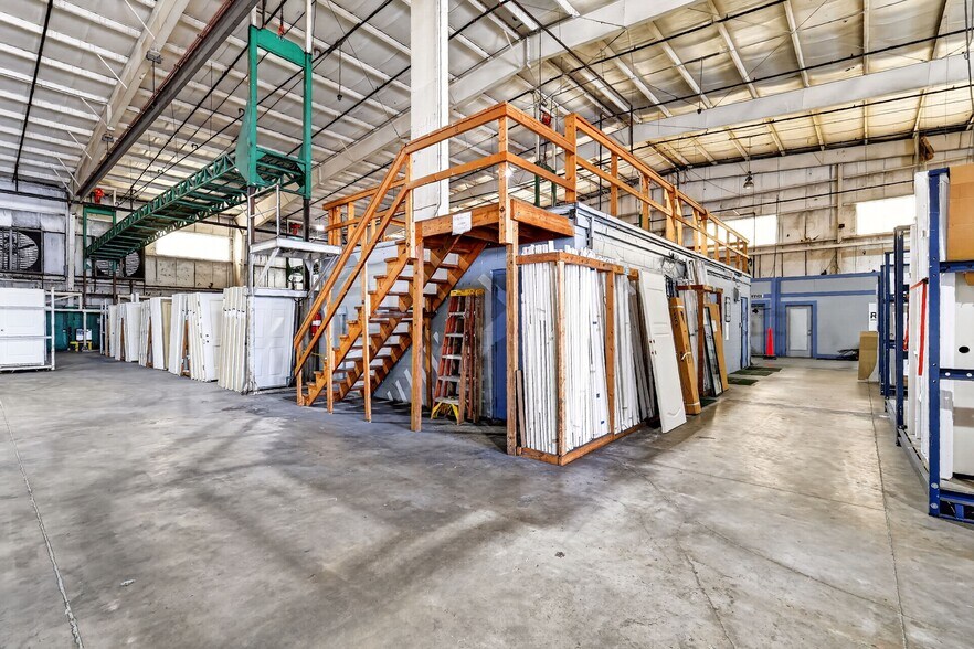 More Photos Of 722 Duck Lake Rd, Lady Lake Industrial For Sale