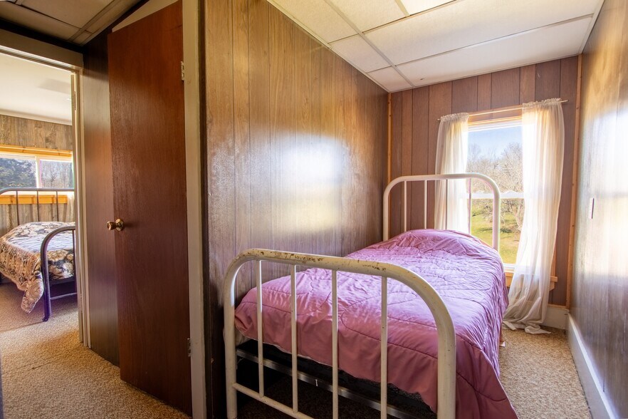 More Photos Of 263 Como Rd, Lake Como Specialty For Sale