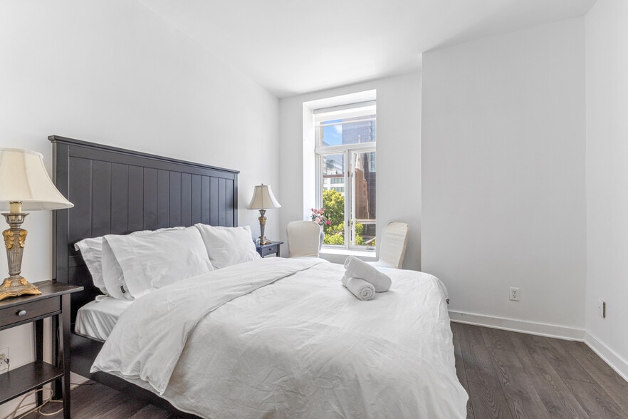 More Photos Of 1023 Rue Berri, Montréal Apartments For Sale