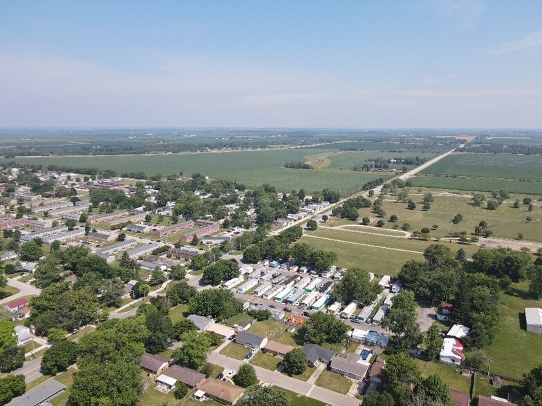 More Photos Of 1 Mahoning Ave, Rantoul Multifamily For Sale