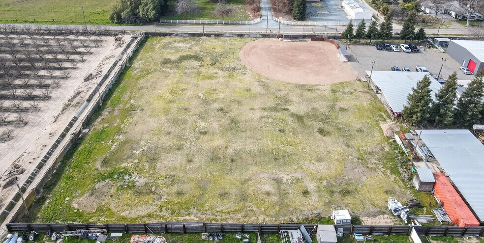 More Photos Of 11380 Early Dawn Rd, Turlock Warehouse For Sale