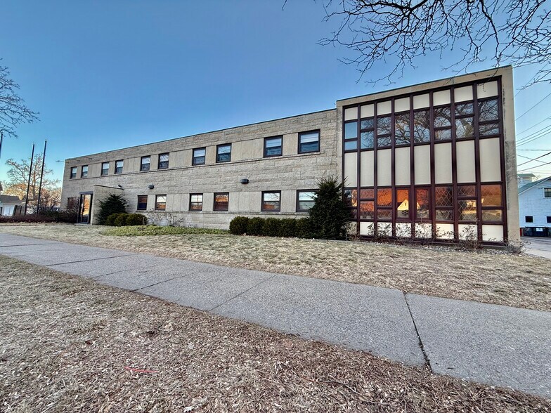 Primary Photo Of 176 8th St, Winona Office Residential For Sale