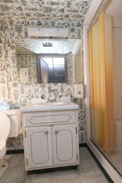 More Photos Of 312 N 7th St, Steubenville Warehouse For Sale