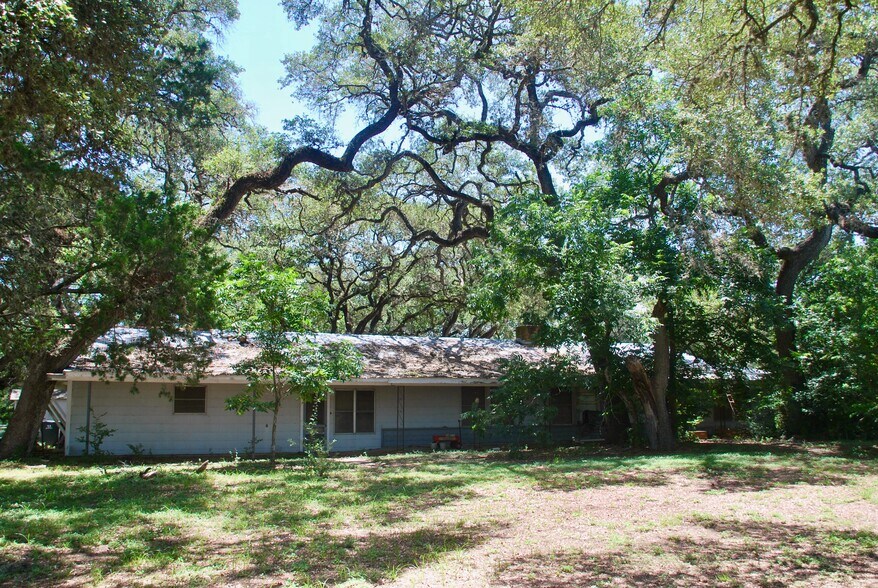 More Photos Of 29 County Road 77B, Hallettsville Land For Sale