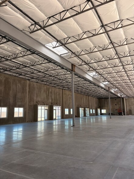 More Photos Of Blue Diamond Road & Arville Street Rd, Las Vegas Unknown For Lease