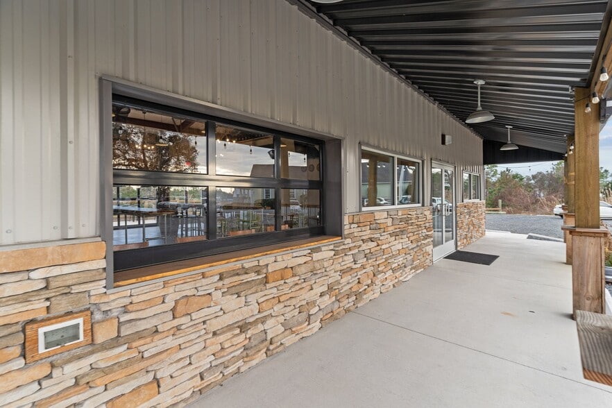 More Photos Of 4810 Long Beach Rd SE, Southport General Retail For Sale