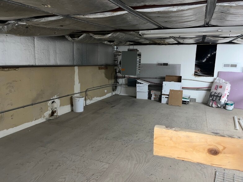 More Photos Of 1230 N Skyline Dr, Idaho Falls Warehouse For Lease