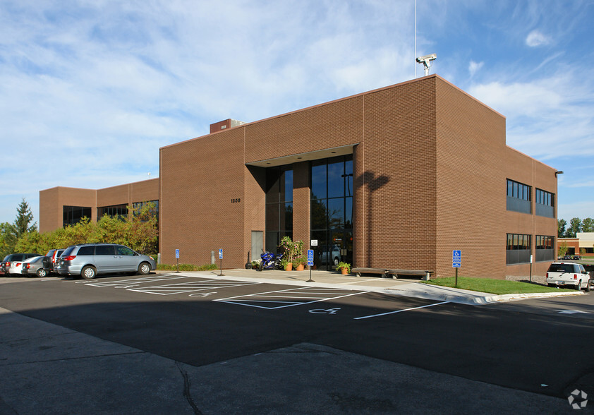 Primary Photo Of 1300 Mendota Heights Rd, Mendota Heights Office For Lease