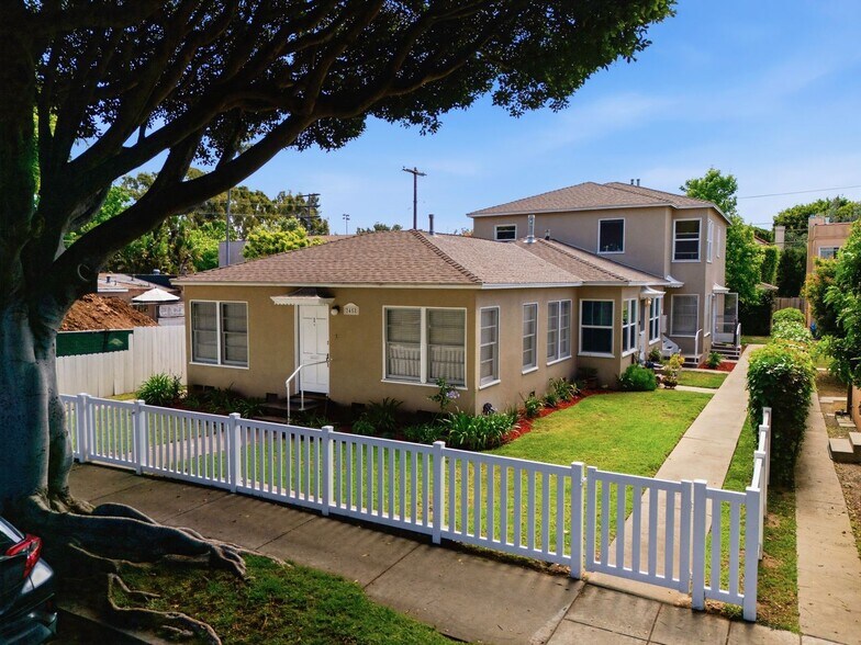 More Photos Of 2458 Oak St, Santa Monica Apartments For Sale