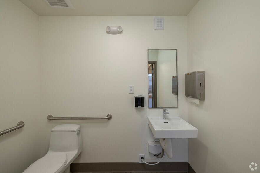 More Photos Of 2340 State Rd 580, Clearwater Unknown For Lease