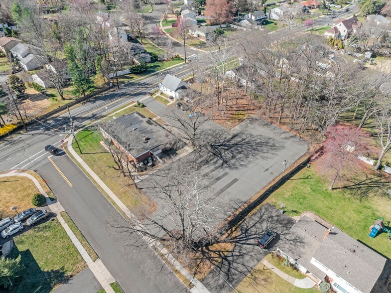 More Photos Of 123 Dunhams Corner Rd, East Brunswick Medical For Sale