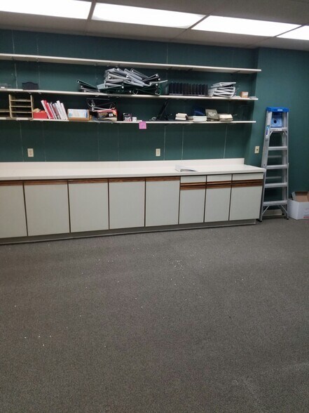 More Photos Of 201 3rd St, Parkersburg Office For Sale