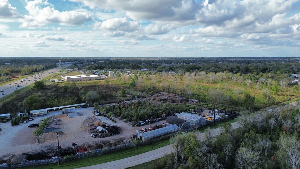More Photos Of 0 Highway 6, Rosharon Land For Sale