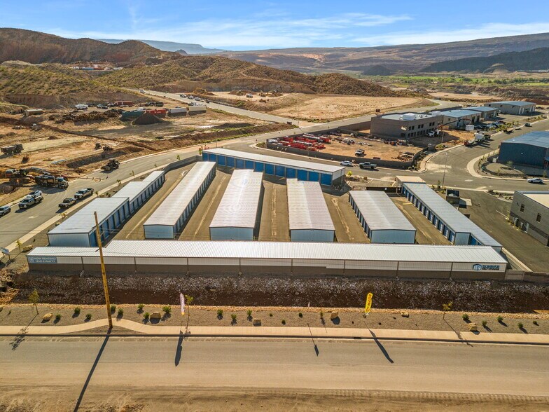 More Photos Of 68 Warehouse Dr, Washington Self Storage For Sale