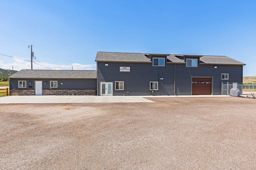 More Photos Of 11700 Sturgis Rd, Summerset Warehouse For Sale