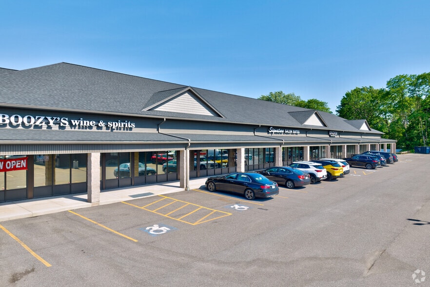 More Photos Of 3035 Buffalo Rd, Rochester Freestanding For Lease