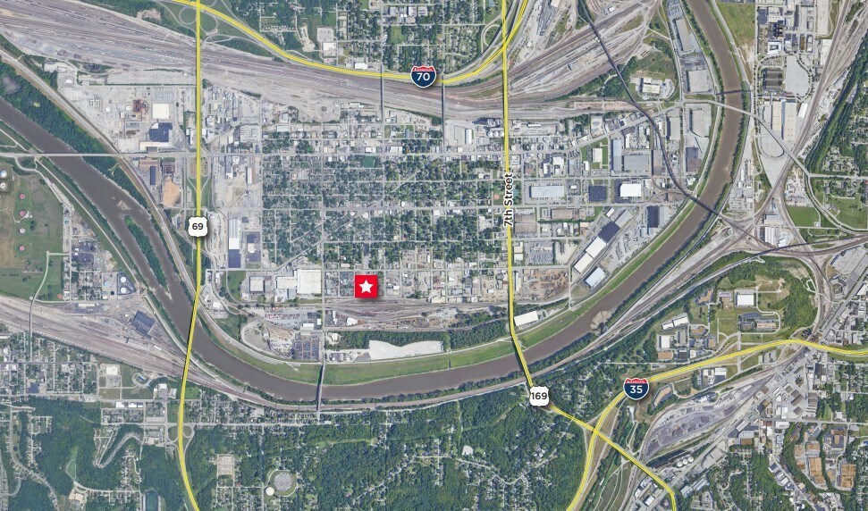 More Photos Of 1025 S 11th St, Kansas City Warehouse For Lease