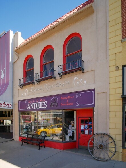 More Photos Of 207 S 2nd St, Laramie Storefront Retail Residential For Sale