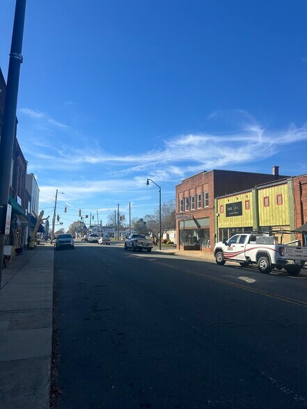 More Photos Of 122 W Swannanoa Ave, Liberty Storefront Retail Residential For Sale
