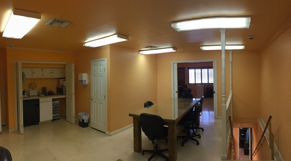 More Photos Of 10111 Dyer St, El Paso Auto Repair For Sale