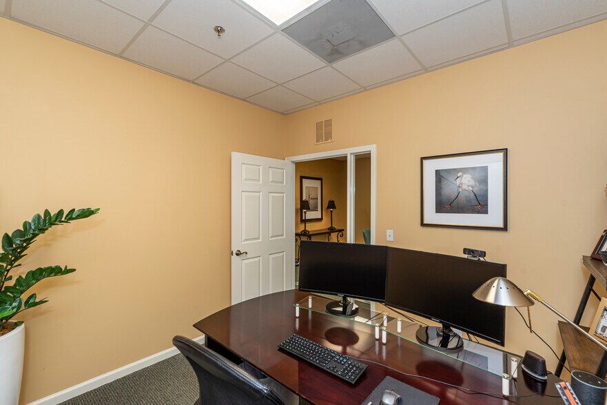 More Photos Of 701 Market St, Saint Augustine Loft Creative Space For Sale