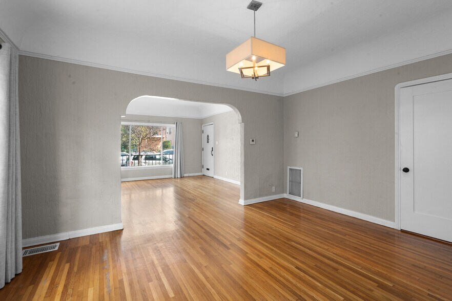 More Photos Of 327 N Ogden Dr, Los Angeles Apartments For Sale