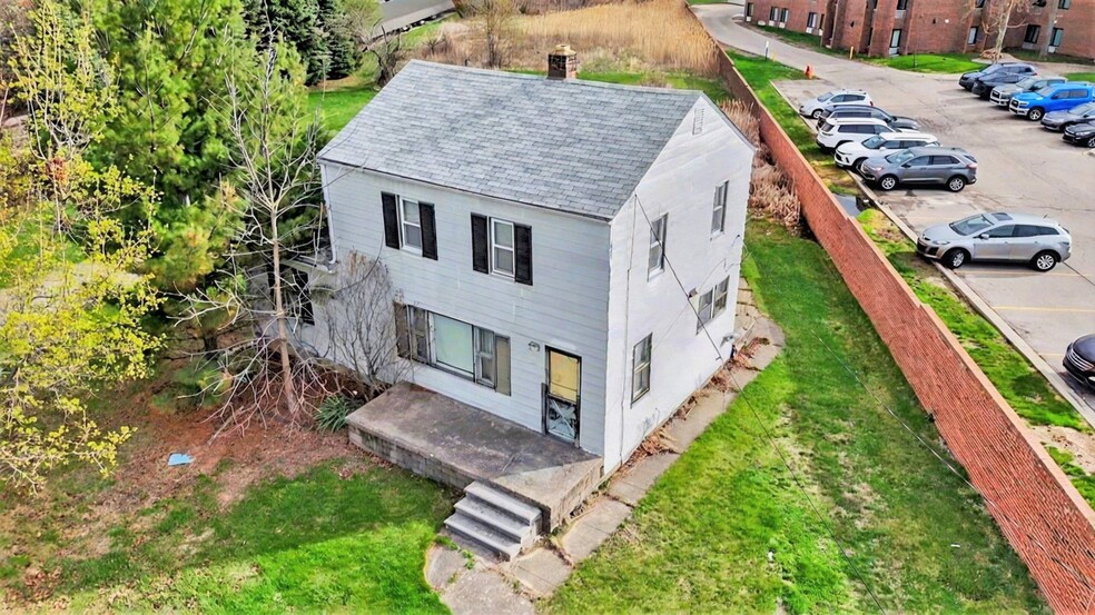 More Photos Of 33420 Utica Rd, Fraser Land For Sale