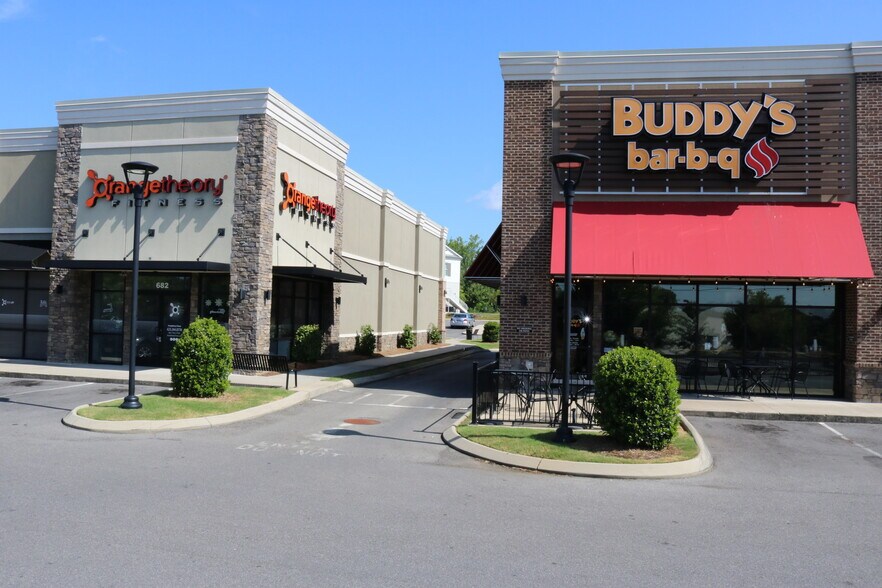 More Photos Of 682 Paul Huff Pky NW, Cleveland Storefront For Lease
