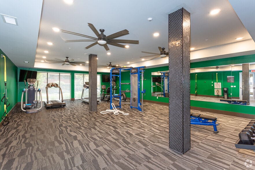 More Photos Of 1001 Old Olive Way, Creve Coeur Apartments For Lease