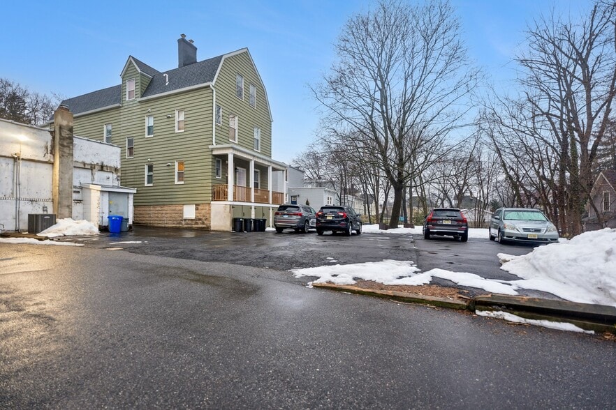 More Photos Of 499 Valley St, Maplewood Storefront Retail Residential For Sale