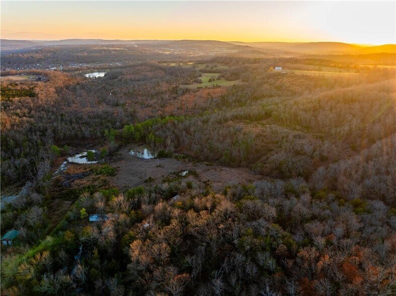 More Photos Of 306 N Letitia Ave, Fayetteville Land For Sale