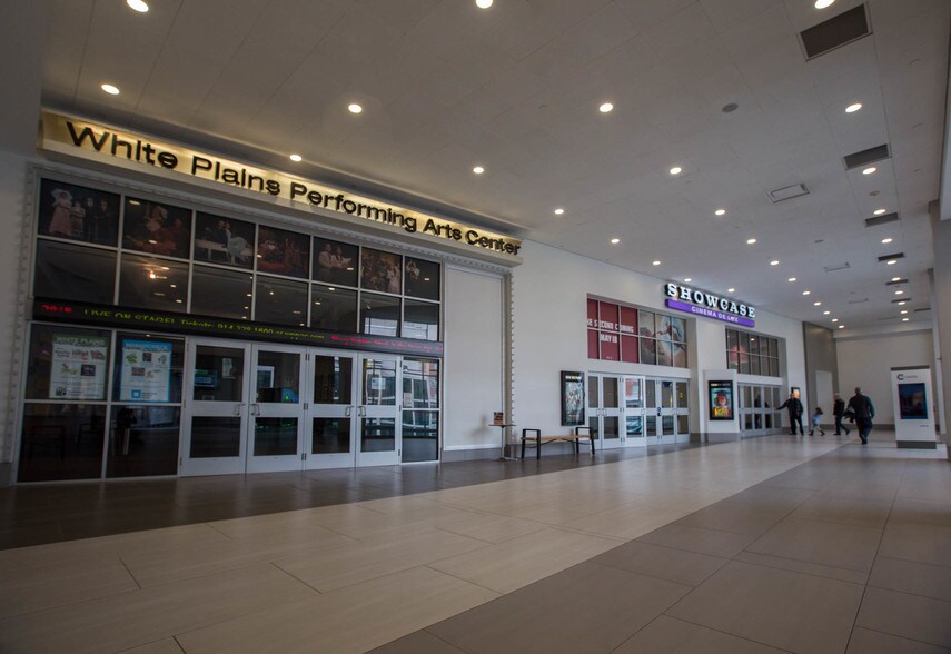 More Photos Of 1-11 City Pl, White Plains Unknown For Lease