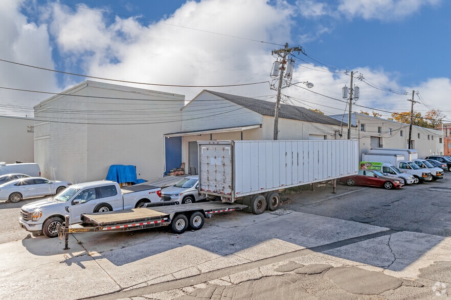 More Photos Of 310-316 Colfax Ave, Clifton Warehouse For Sale