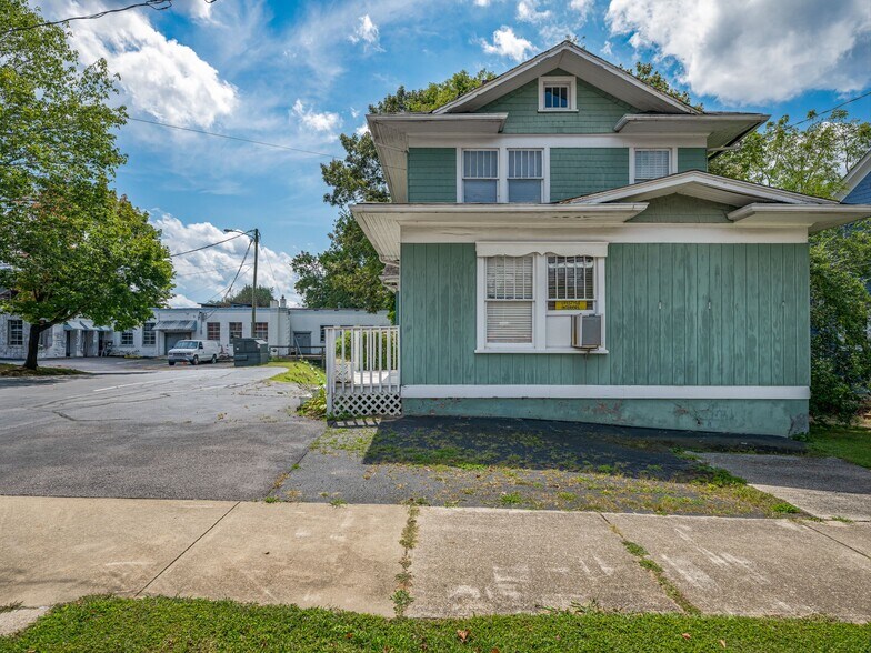 More Photos Of 210 Merrimon Ave, Asheville Land For Sale