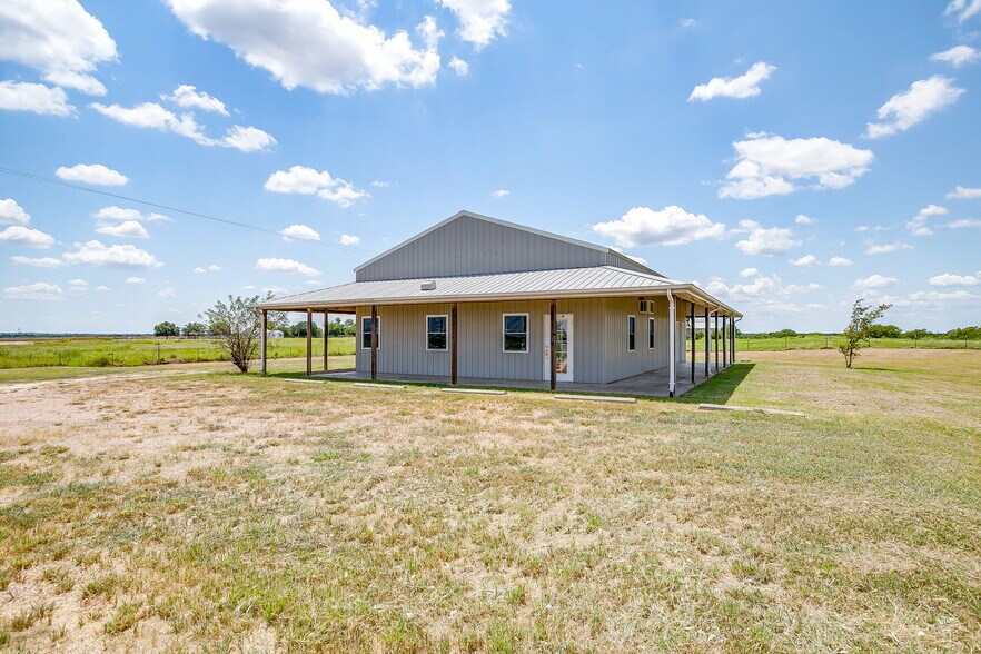 More Photos Of 8309 County Road 106, Grandview Land For Sale