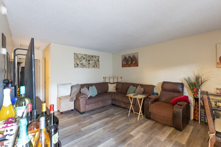 More Photos Of 739-747 Florida Street, Imperial Beach Apartments For Sale