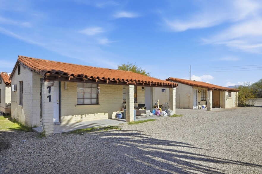 More Photos Of 3242 E Benson Hwy, Tucson Apartments For Sale